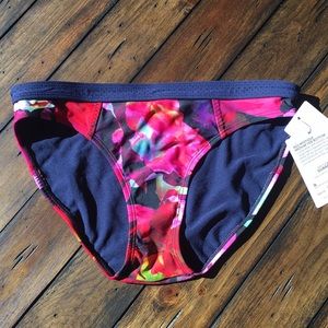 Athleta Bikini Bottoms. 💜